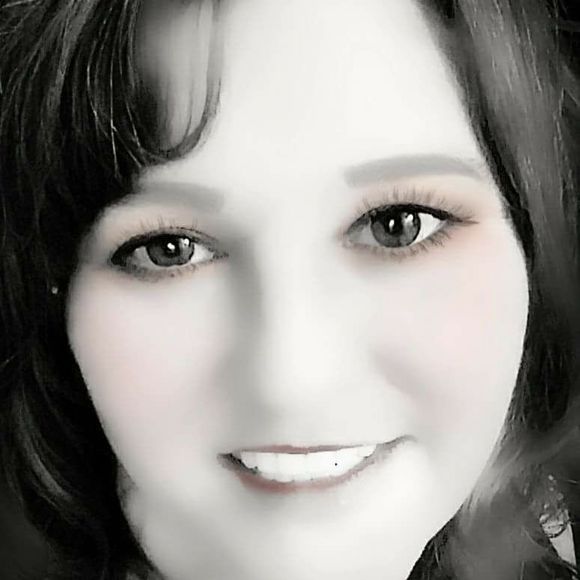 Meet your Posher, Anne - Picture 1 of 1